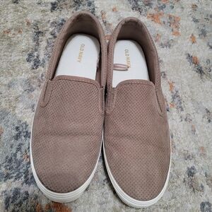 Old Navy Perforated Look - Slip On Loafer - Women size 9 - EUC